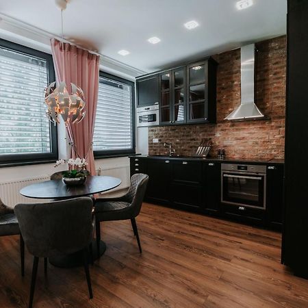 Apartmany Evia Clinic Levice Ngoại thất bức ảnh