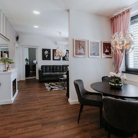 Apartmany Evia Clinic Levice Ngoại thất bức ảnh
