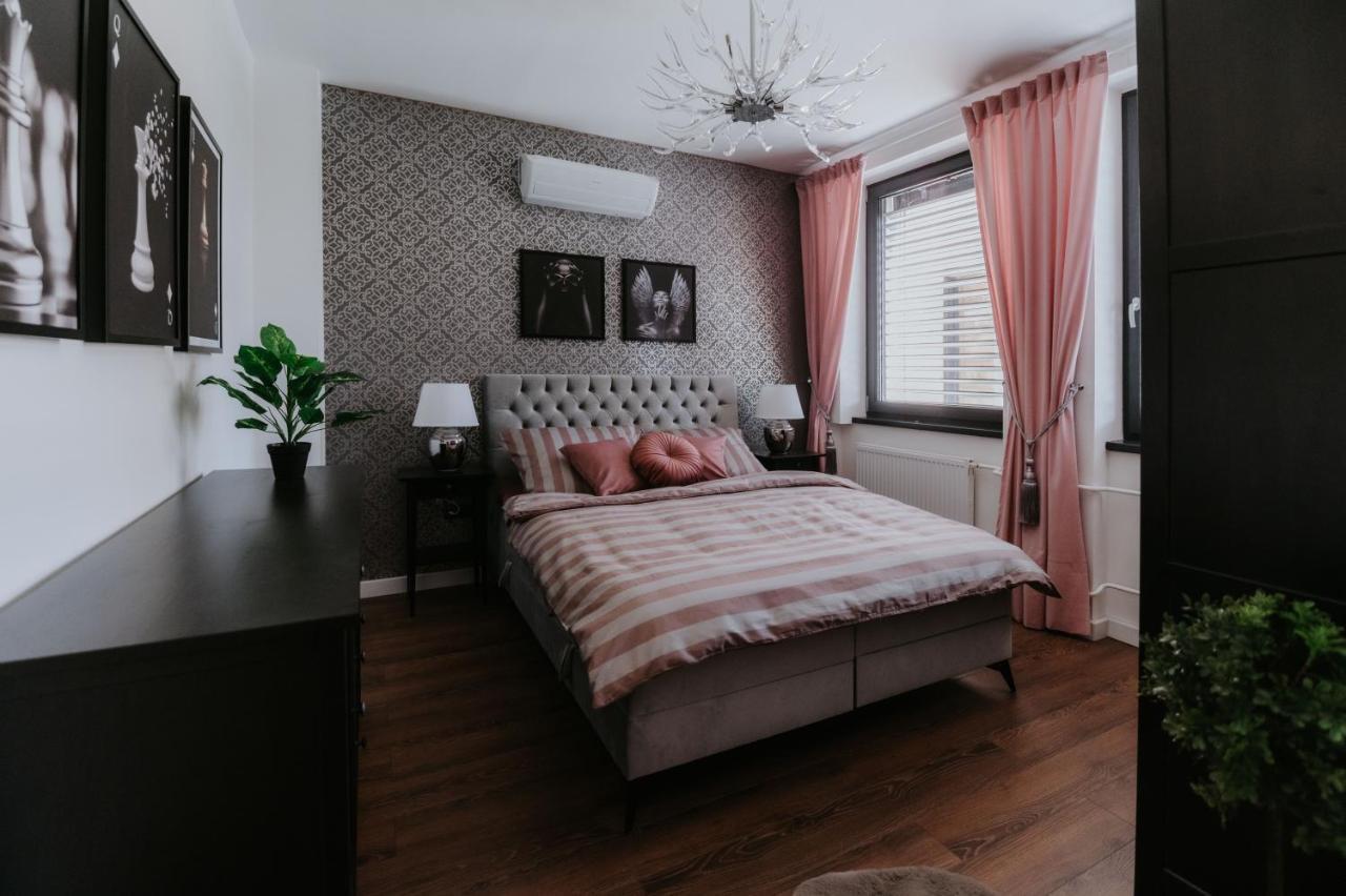 Apartmany Evia Clinic Levice Ngoại thất bức ảnh