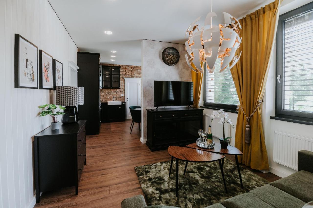 Apartmany Evia Clinic Levice Ngoại thất bức ảnh