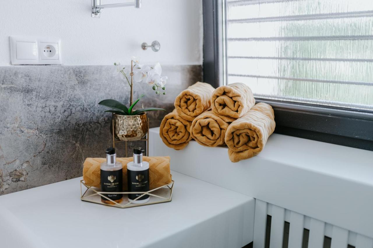 Apartmany Evia Clinic Levice Ngoại thất bức ảnh