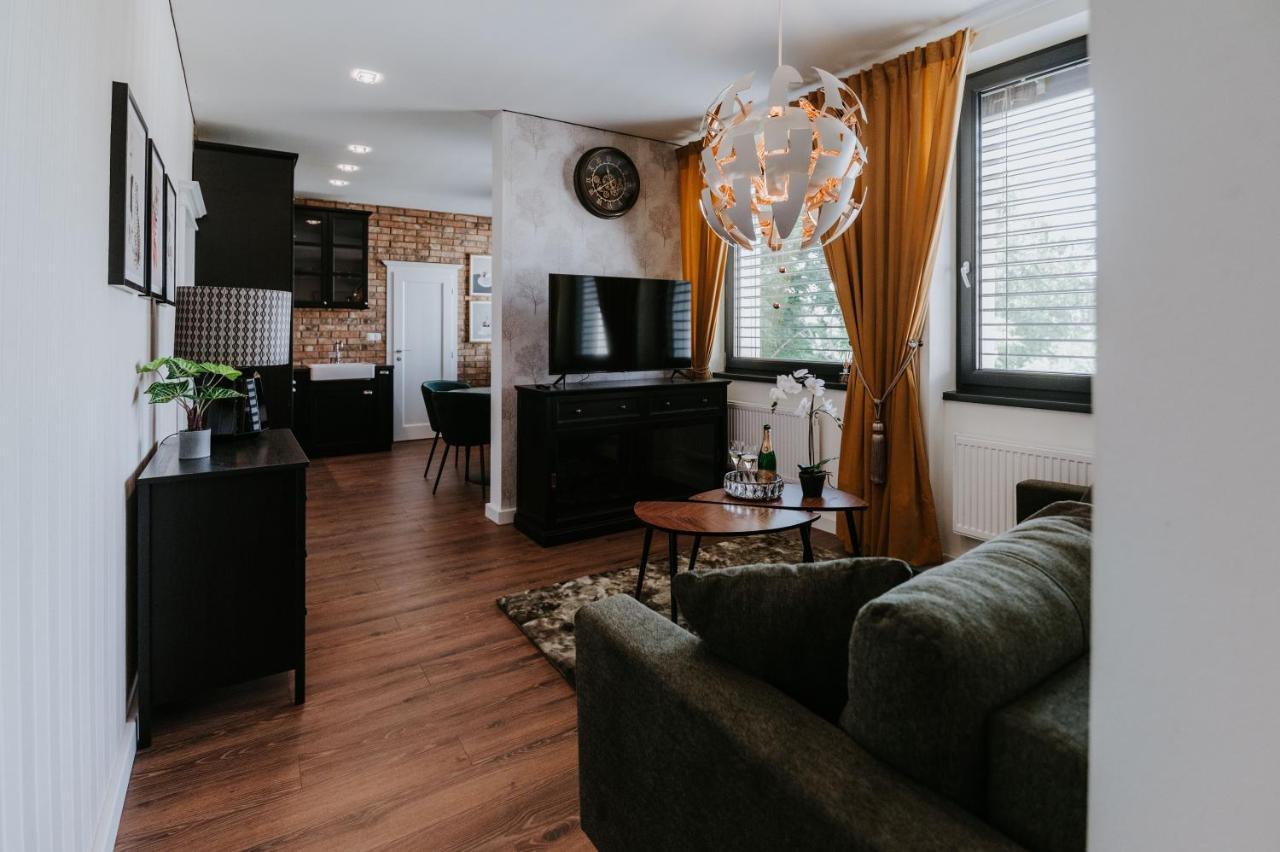 Apartmany Evia Clinic Levice Ngoại thất bức ảnh
